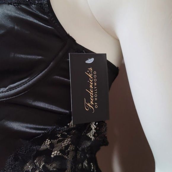 Fredericks of Hollywood Parissa Satin Teddy Lingerie - Picture 5 of 16